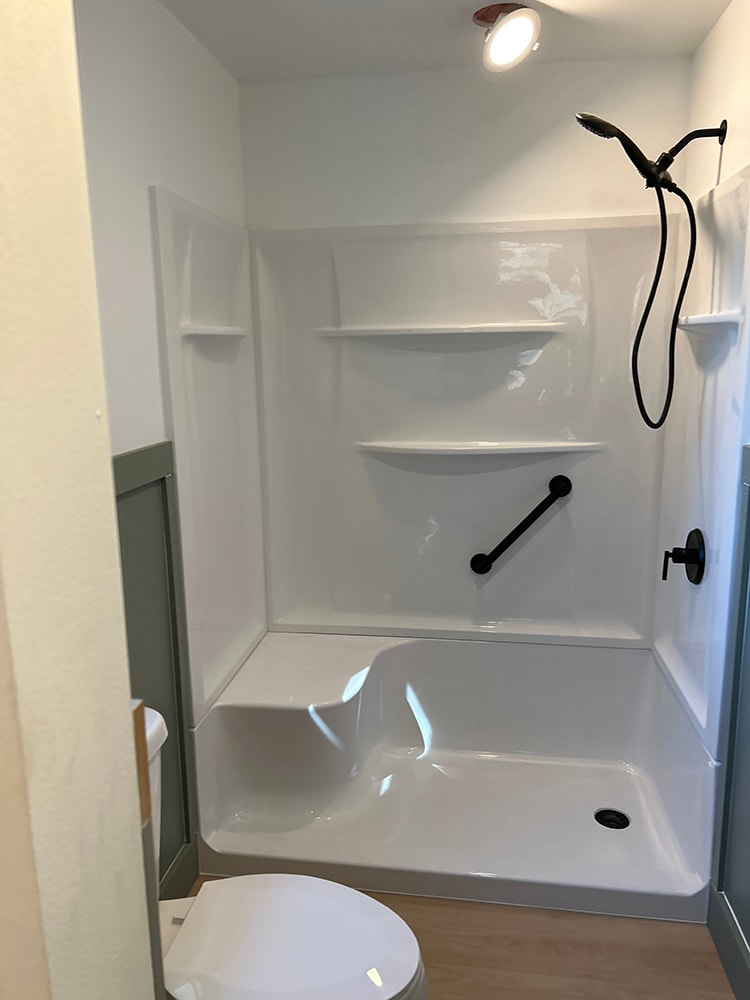 After: new flooring and updated bathroom finishes — Findlay, Ohio