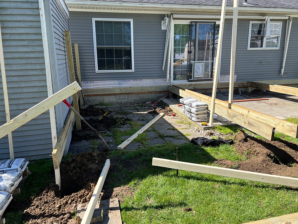 Composite deck with stamped concrete patio — Findlay, Ohio