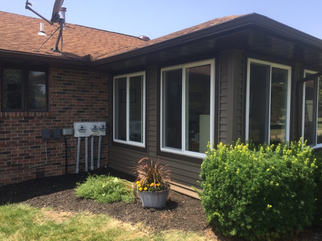 New windows and siding Findlay — completed exterior with new siding and wrapped windows, Findlay, Ohio