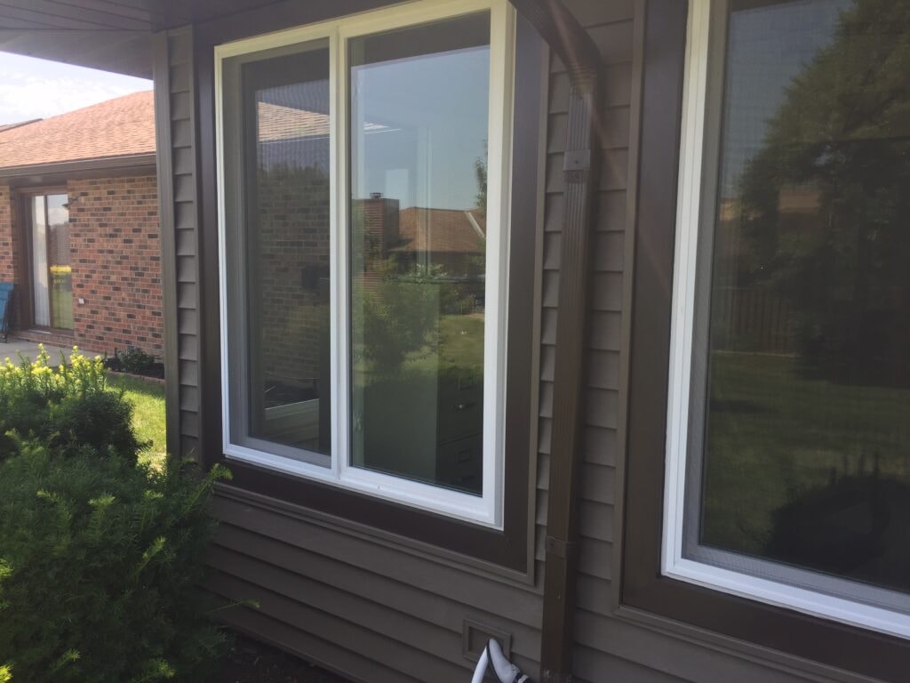 New windows and siding Findlay — finished window and siding installation detail, Findlay, Ohio