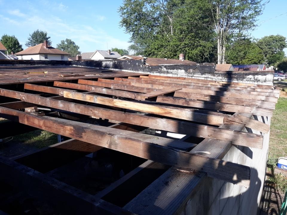 New TPO flat roofing installed on re-framed garage — Findlay, Ohio